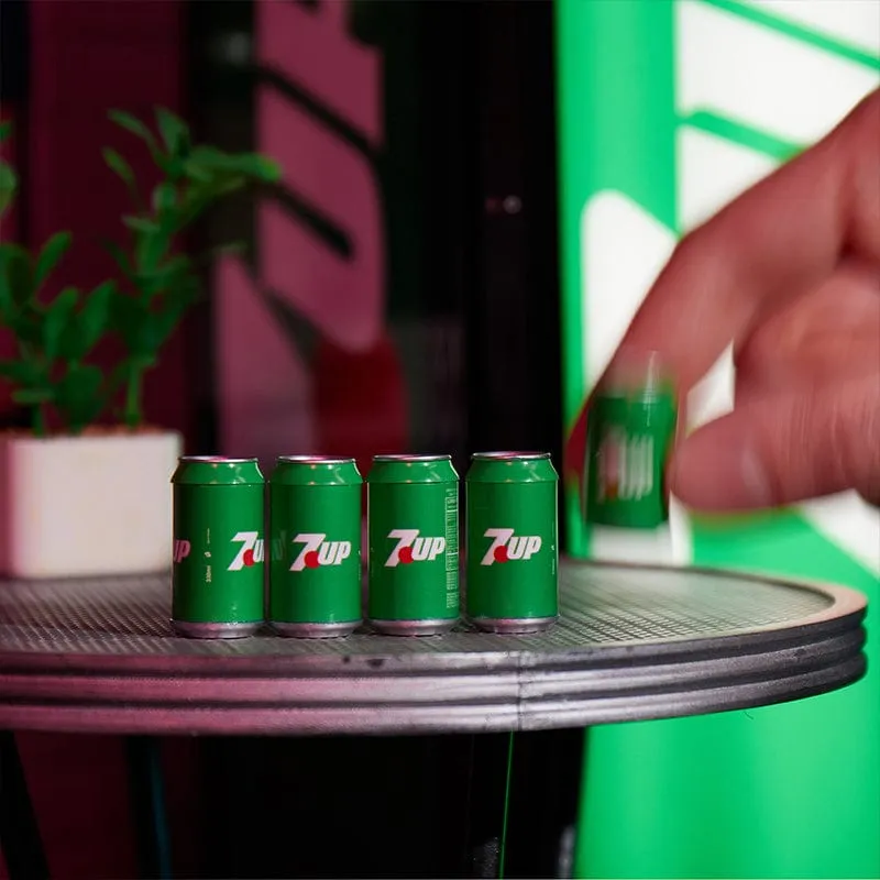 Official Quarter Arcades 7UP USB Hub